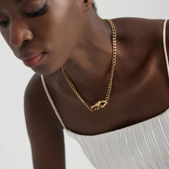 💛Gold plated Geometric Necklace - Picture 4 of 7